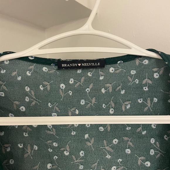 Brandy Melville Top - Picture 4 of 4